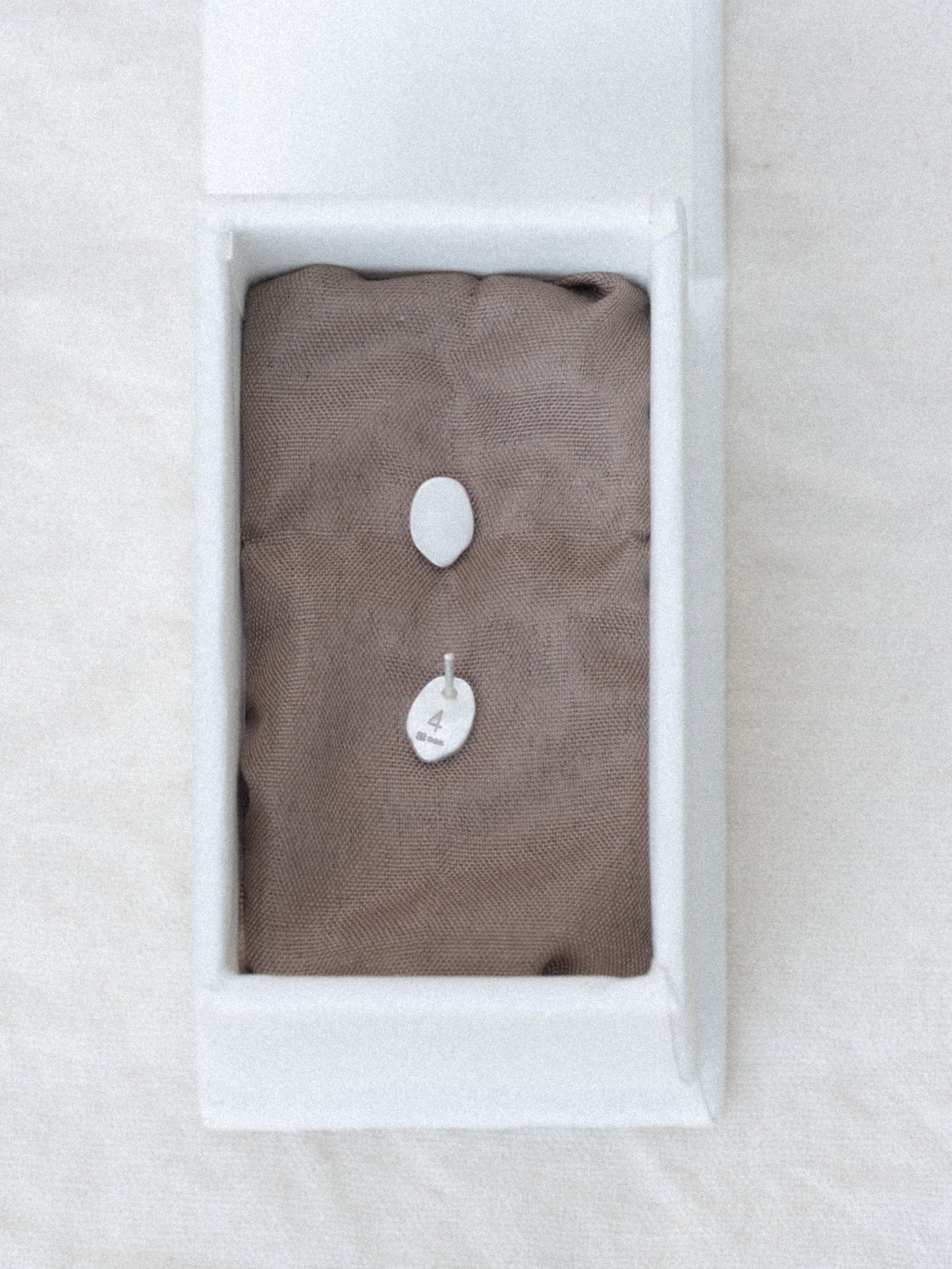 Par de aretes Piedra